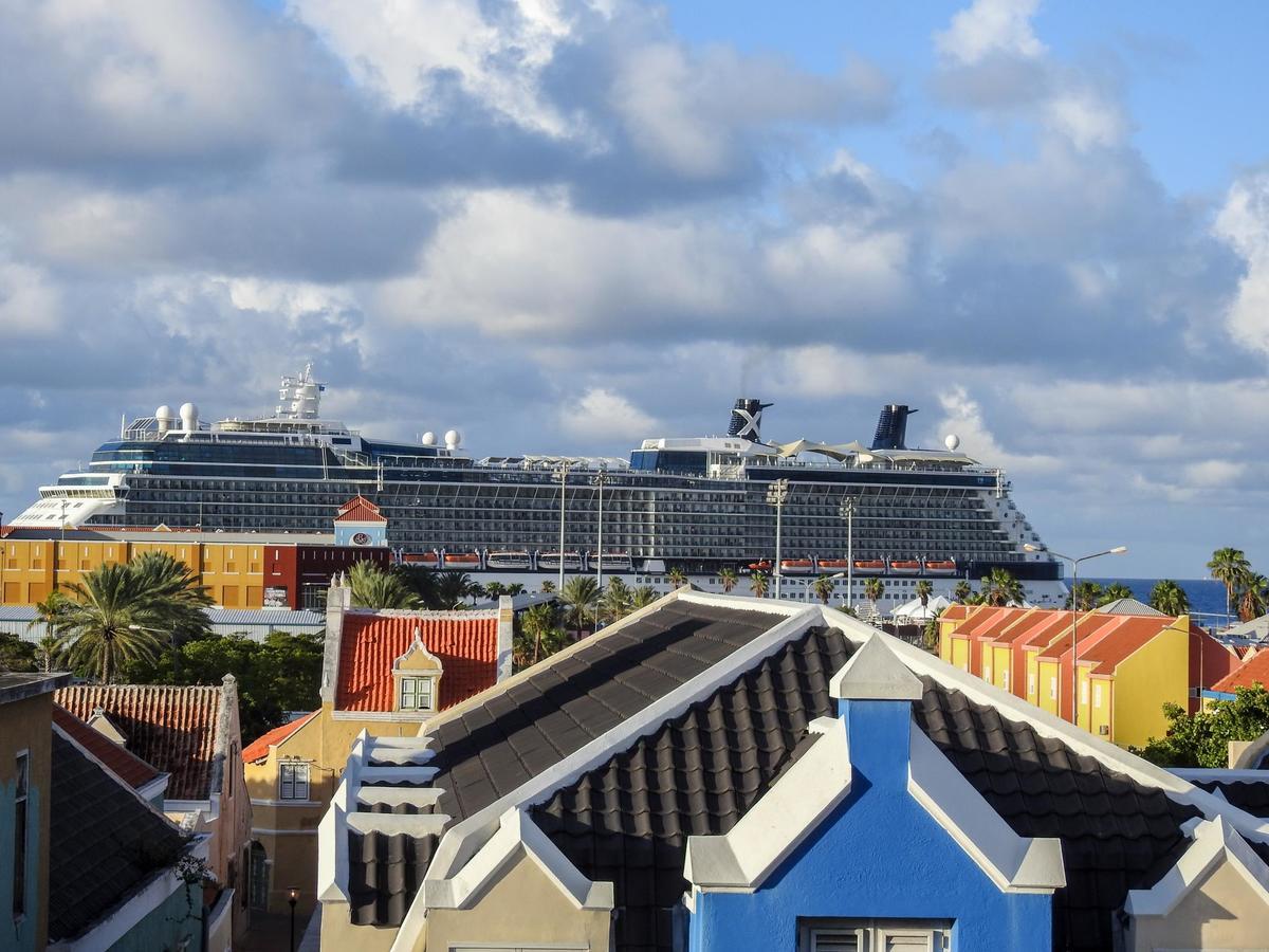 Curacao Suites Hotel 빌렘스타트 외부 사진