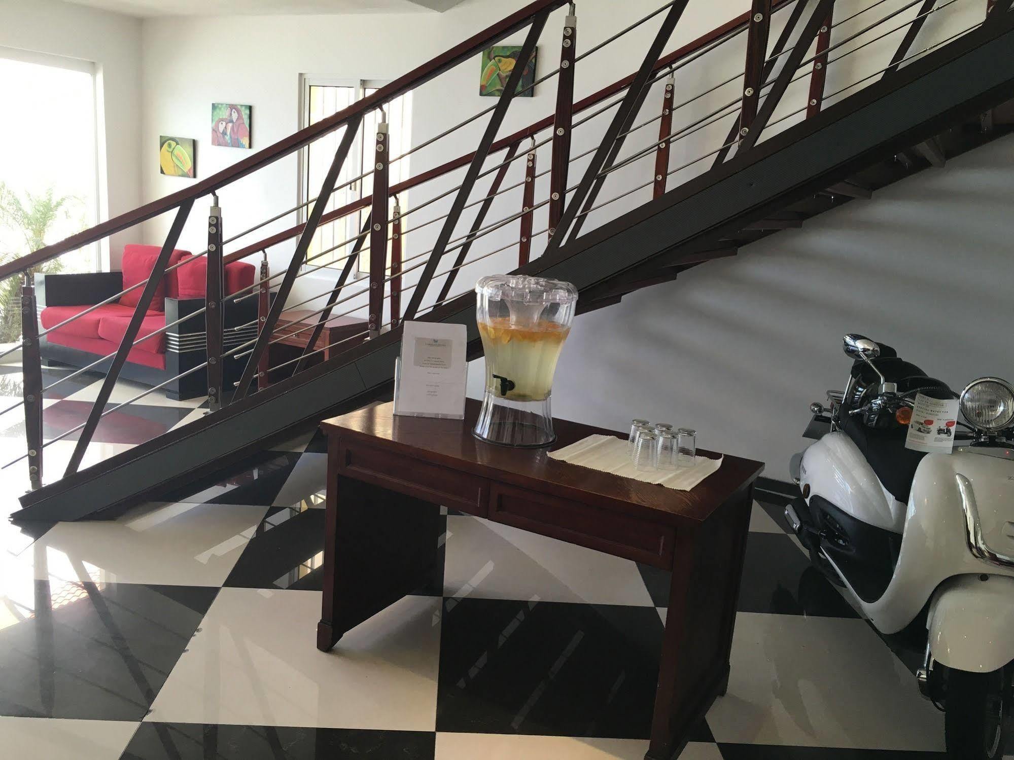 Curacao Suites Hotel 빌렘스타트 외부 사진