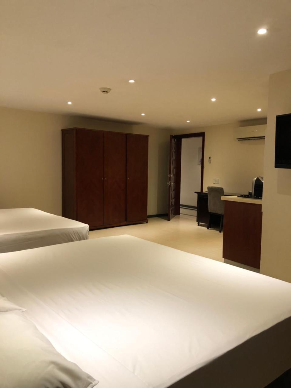 Curacao Suites Hotel 빌렘스타트 외부 사진